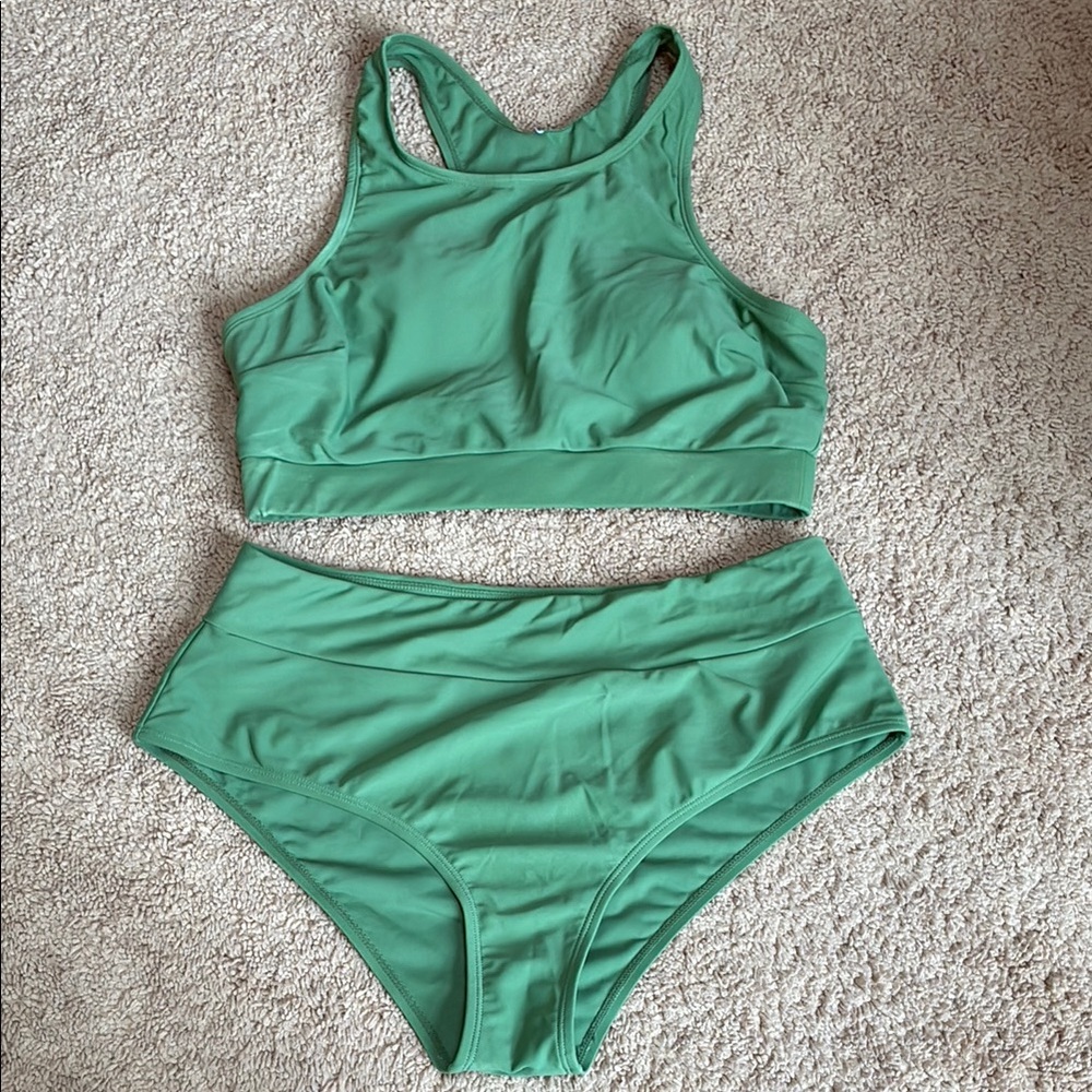 Cupshe Green Sporty Bikini Set with Racerback